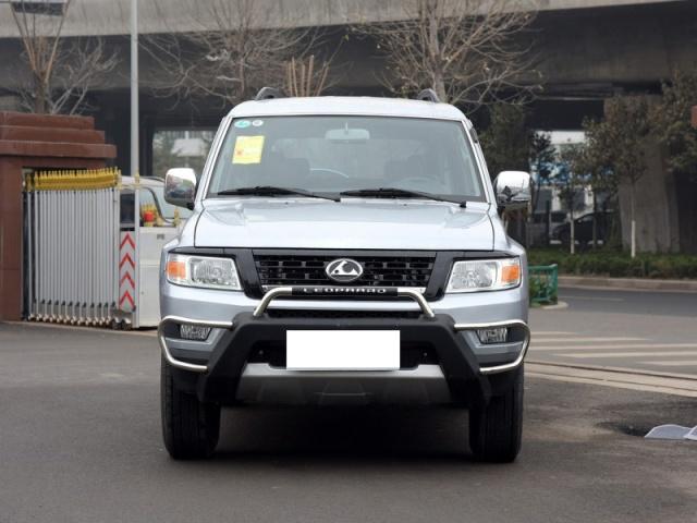 猎豹q62014款2.4l手动四驱版7座,猎豹q62015款2.4手动两驱普通版多钱