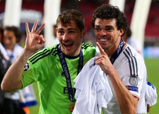 欧冠次回合曼联对巴黎伤停,欧冠决赛逆转