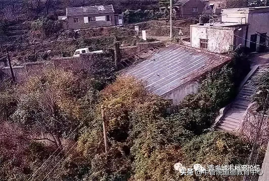 青岛城市档案：青岛工艺美术学校的历史沿革