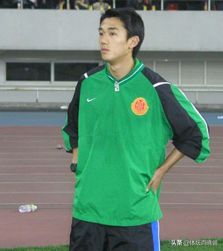 国安97王牌新星压哨李玮锋,他曾是足球运动员