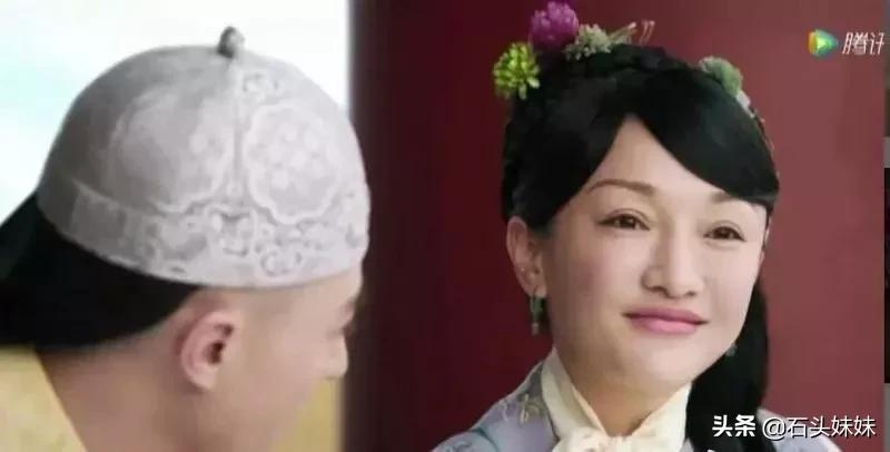 淡化眼纹黑眼圈的方法,女人眼睛看起来很显老要怎样调理