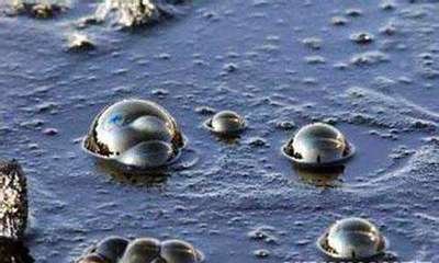 地球石油抽干会塌吗,地球石油挖空后会怎么样