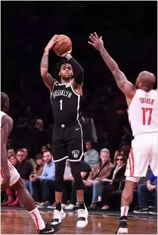 火箭险胜雷霆收获4连胜,甜瓜本赛季精彩表现