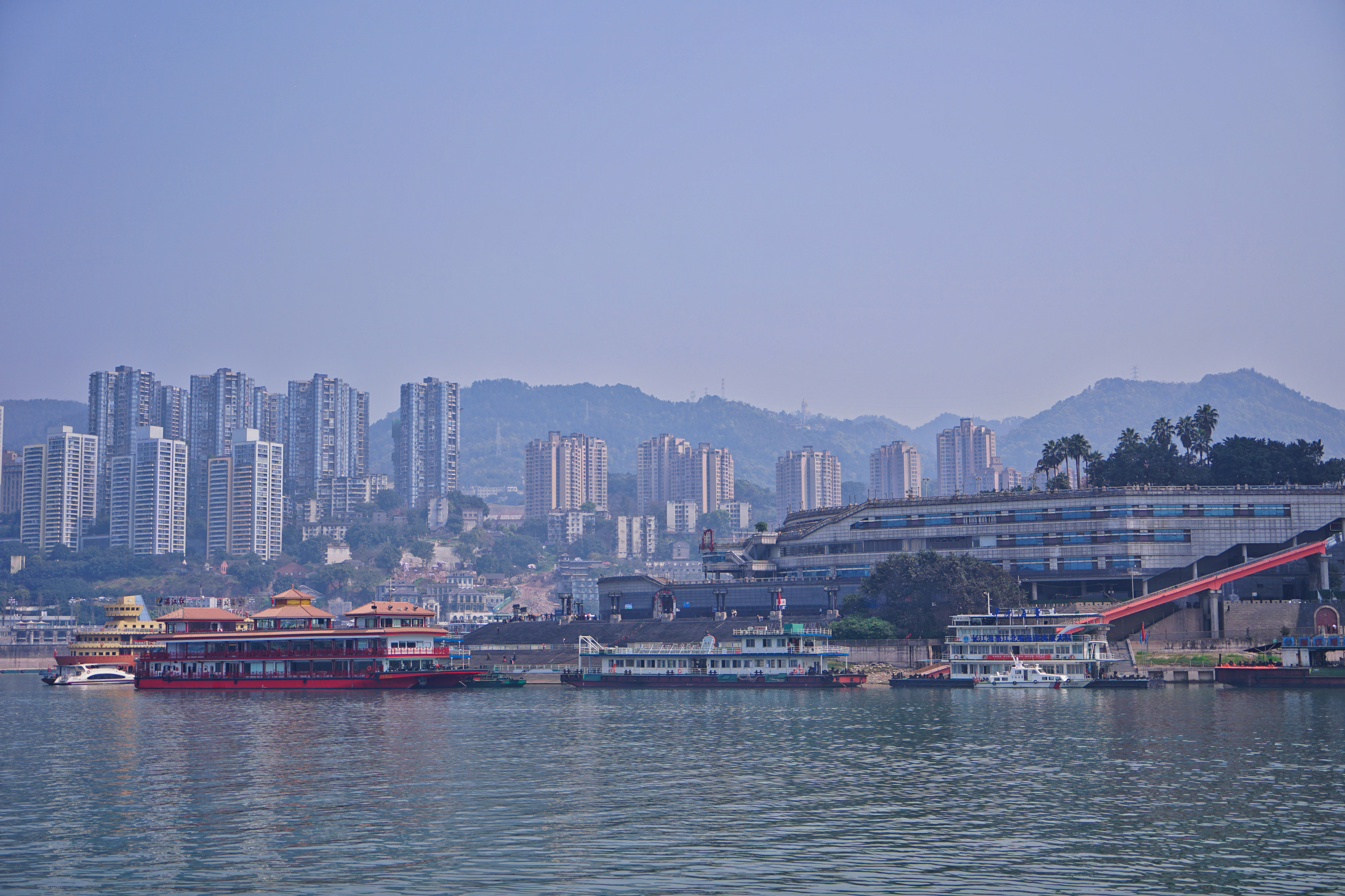 重庆适合老人旅游攻略,本地人推荐的重庆攻略