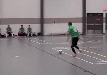 业余足球过人集锦高清,业余足球总结出来的经验