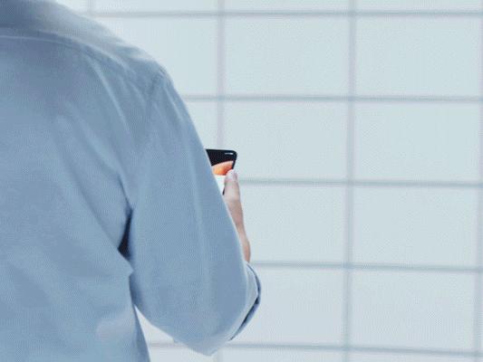 mix4和11ultra屏幕对比实测,小米mix4屏幕精细度