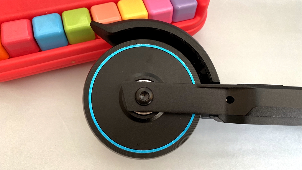 瑞士迈古电动滑板车,瑞士迈古米成人滑板车