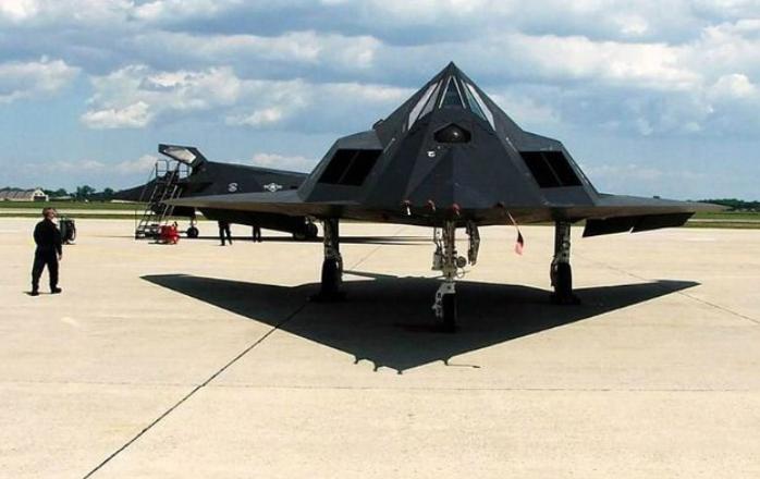 夜鹰f117坠落事件,f117夜鹰