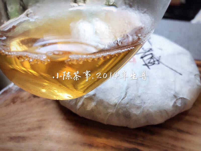 绿茶红茶白茶黑茶适合什么季节喝,普洱茶属于黑茶红茶还是绿茶黄茶