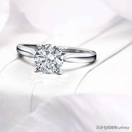 蝴蝶钻戒多少钱郭碧婷,郭碧婷宝格丽戒指