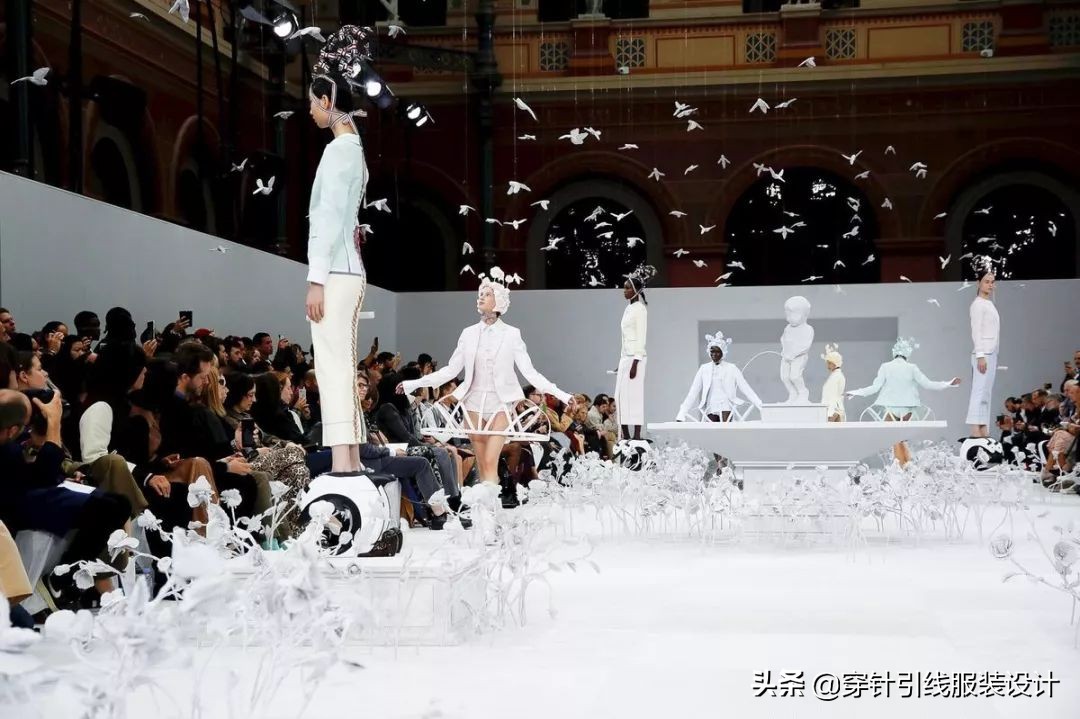 thombrowne西装全身搭配,thombrowne西装上身效果