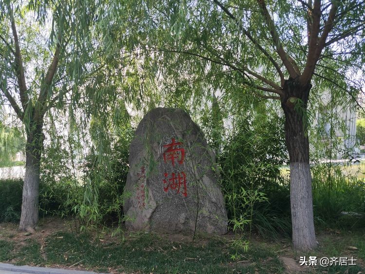 澶忓涔樺噳鏈夋劅,澶忓闈欐倓鎮勭殑鎰熸兂