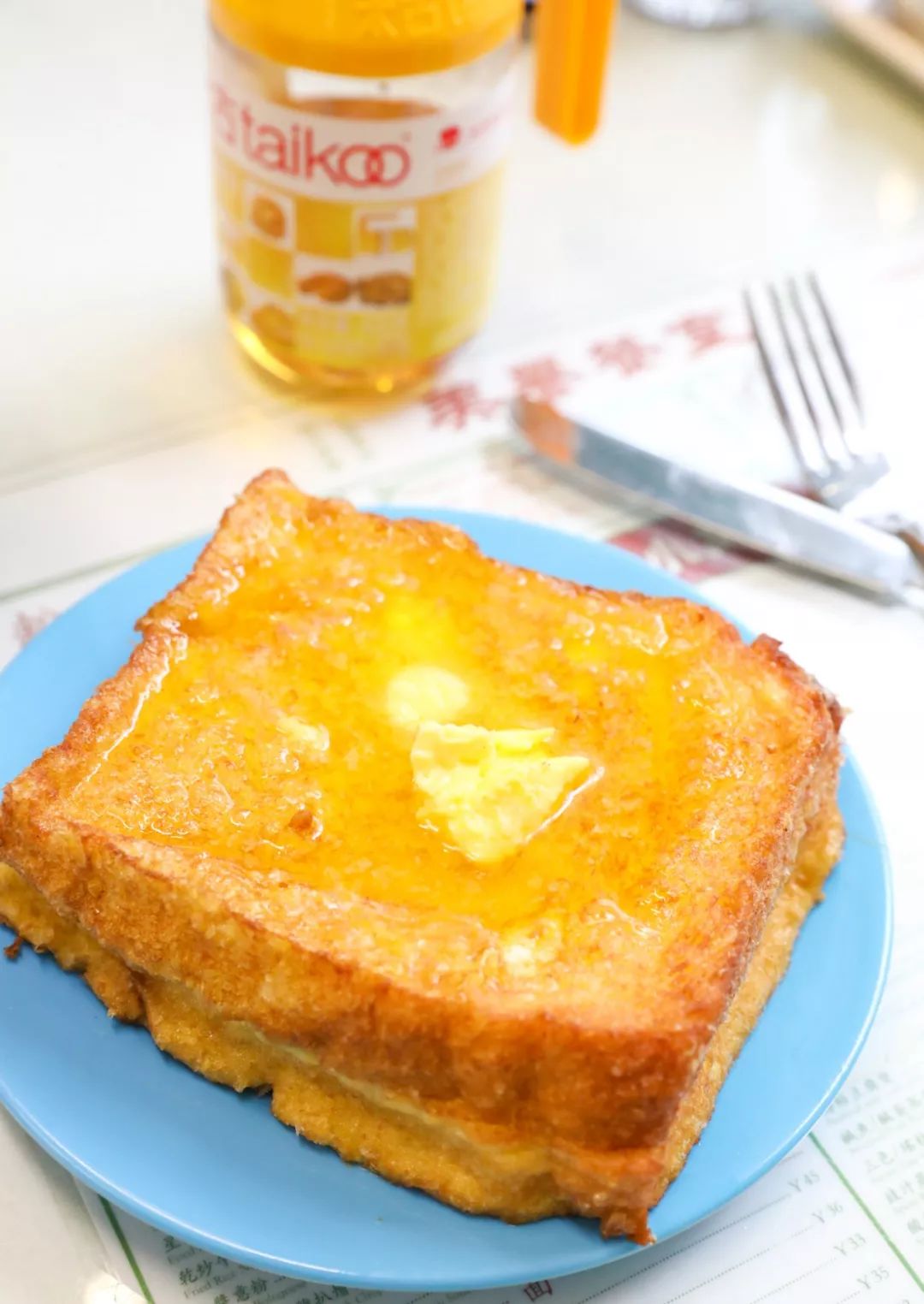 一筷子就能吃到香港，奶茶和西多士一定要安排