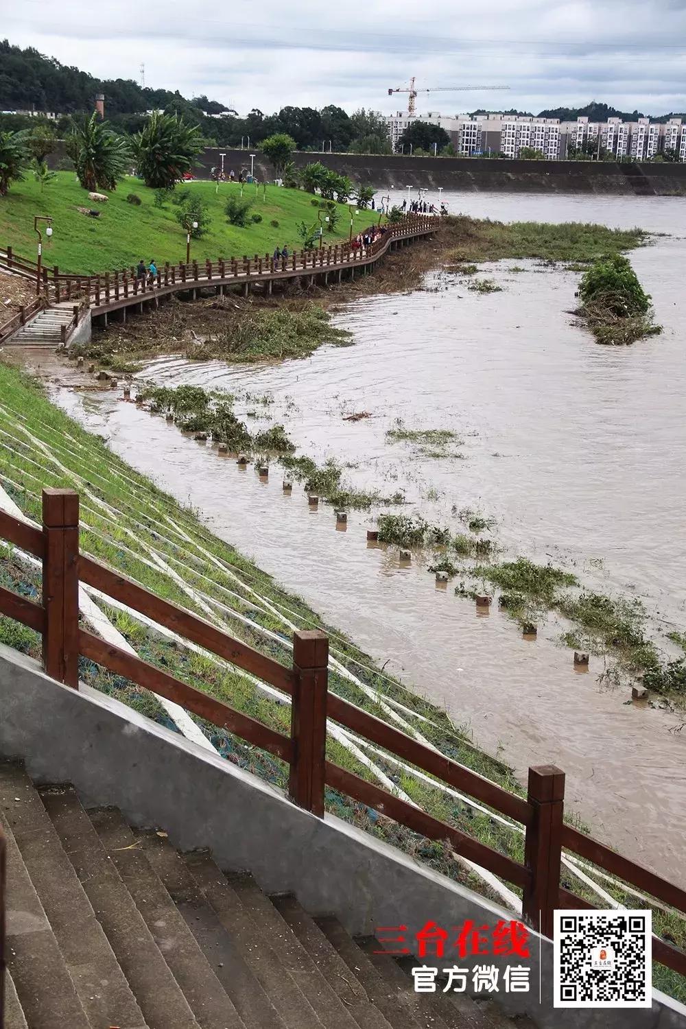 三台涪江洪水最新视频,三台涪江暴雨泄洪