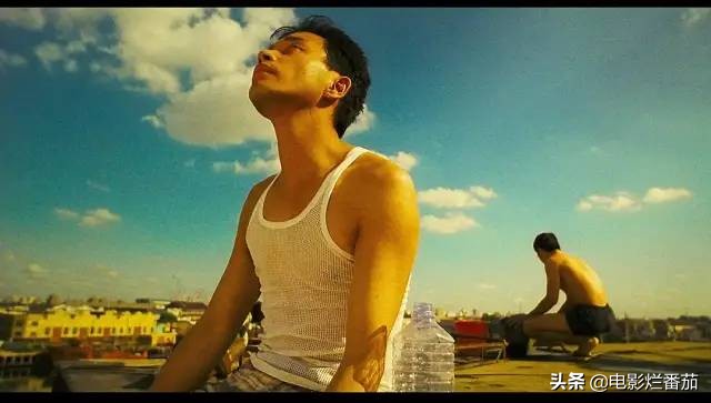 张国荣这一生，不长，刚好够我们“记念”一辈子