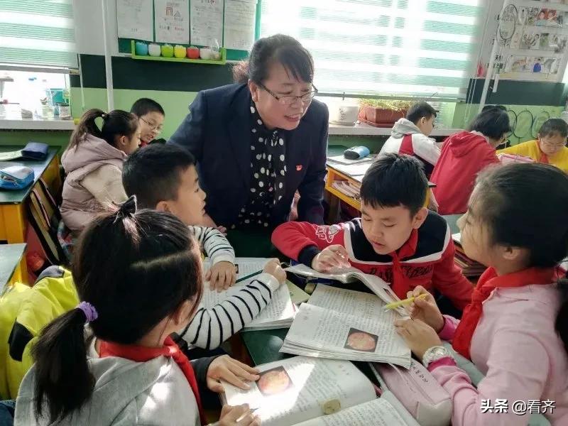 齐齐哈尔小学2022年阳光分班,齐齐哈尔小学为啥不分科教学