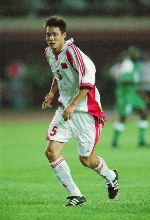 足坛退役最晚的人,足坛现役老将球员排名前十