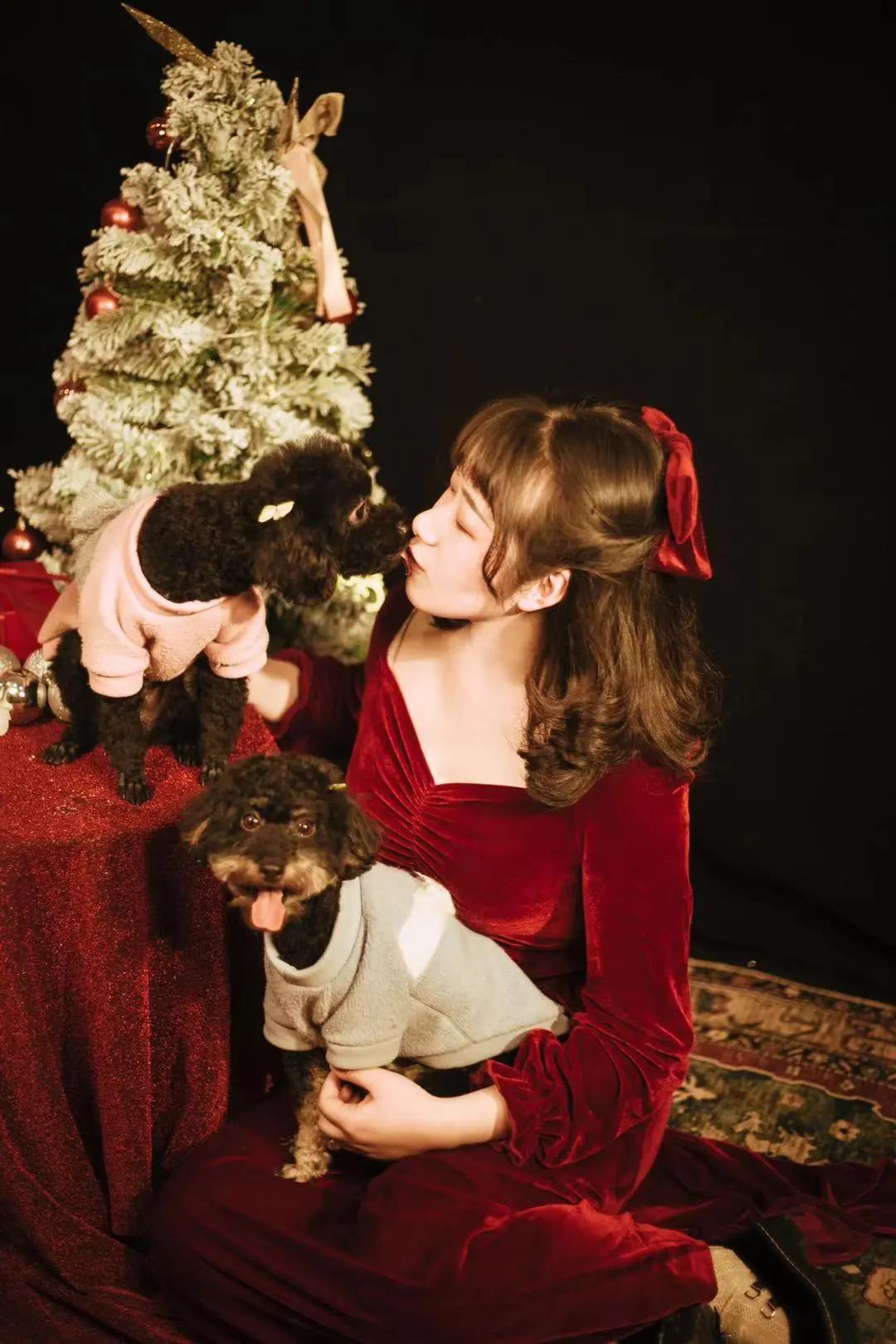 男生猛犬穿女装,男生细狗穿女装