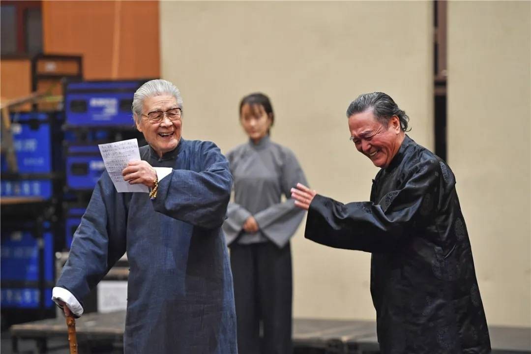 零几年的封神榜谁演的姜子牙,27年前的封神榜姜子牙是谁扮演