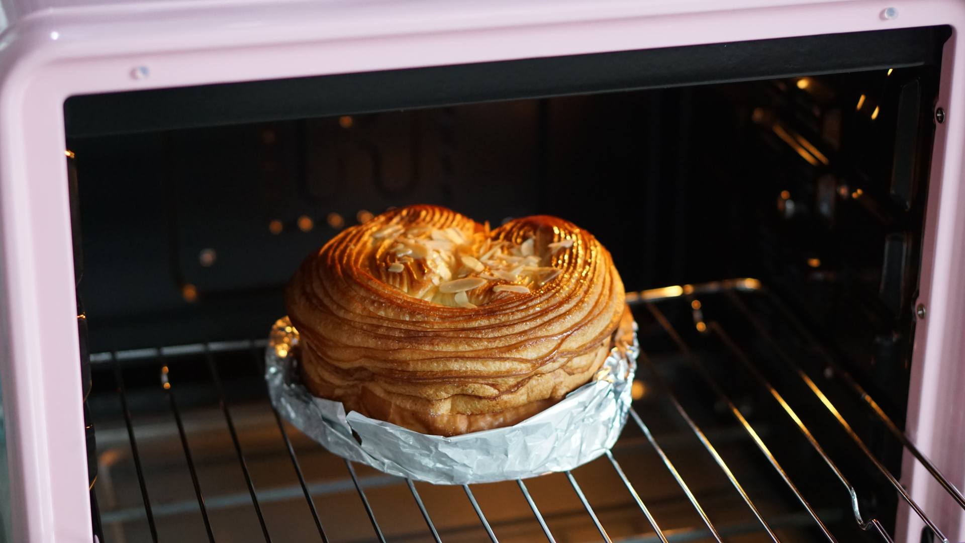 烘焙烤箱该如何选择,烘焙小白要准备哪些食材