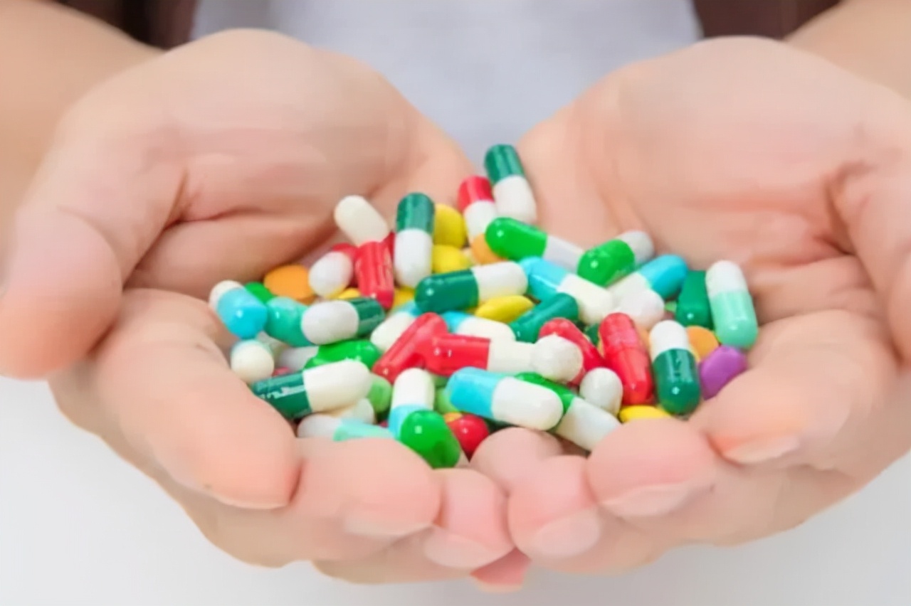 阿莫西林不是治疗细菌感染的吗,阿莫西林不是消炎药