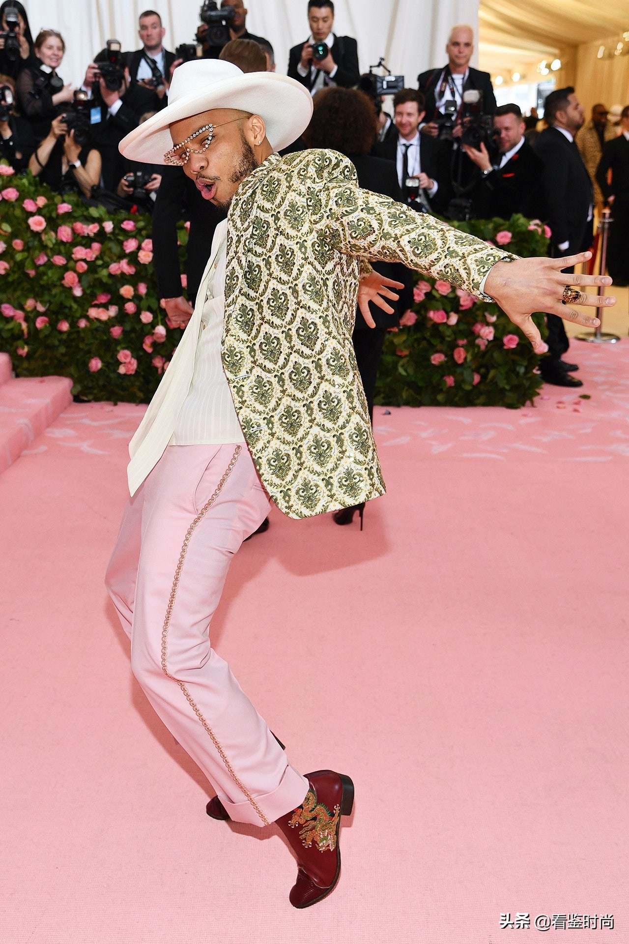 2020年智族gq年度人物盛典 (gq最会穿搭的男人)