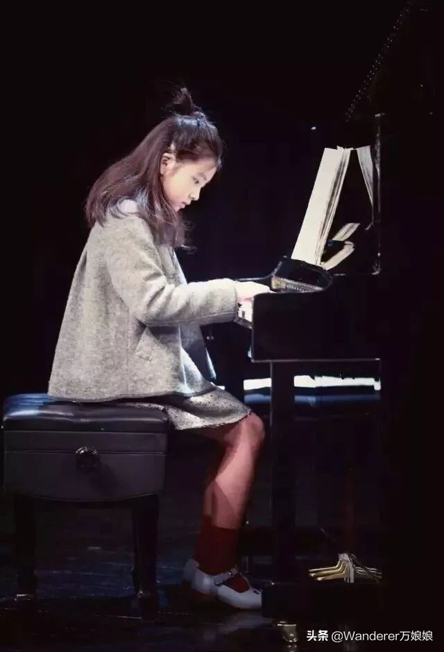 高中生女儿爱臭美怎么纠正,女儿爱臭美如何沟通