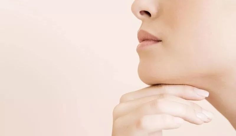 不同人群长斑原因与祛斑方法,长斑的原因你了解吗