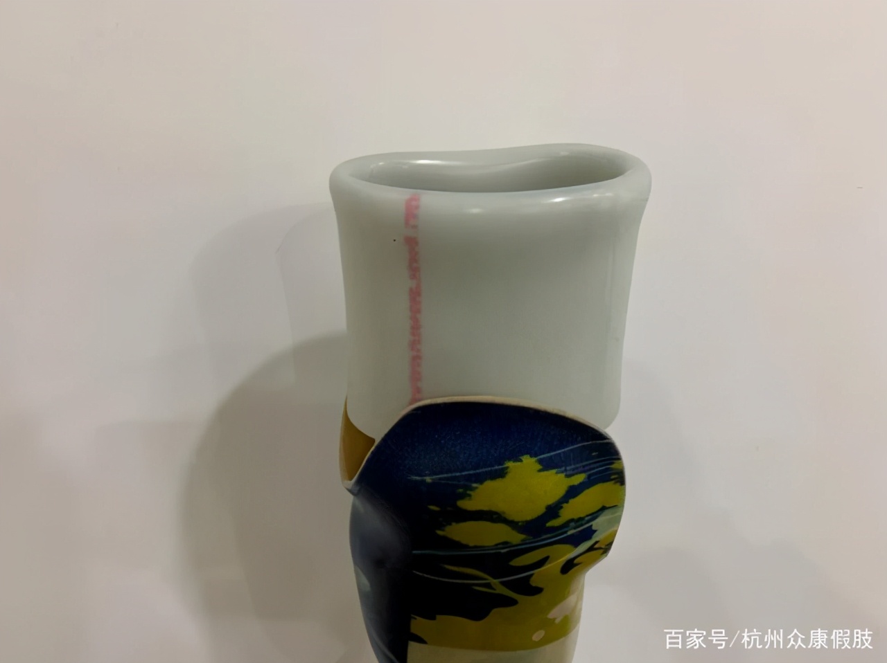 假肢接收腔选用材料详解,云南仿生假肢接收腔