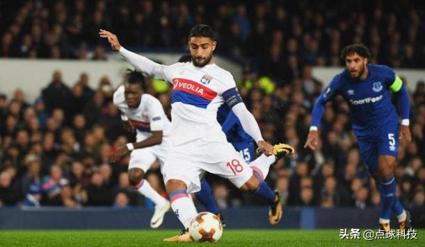 任意球进球排名梅西,内马尔任意球实力对比