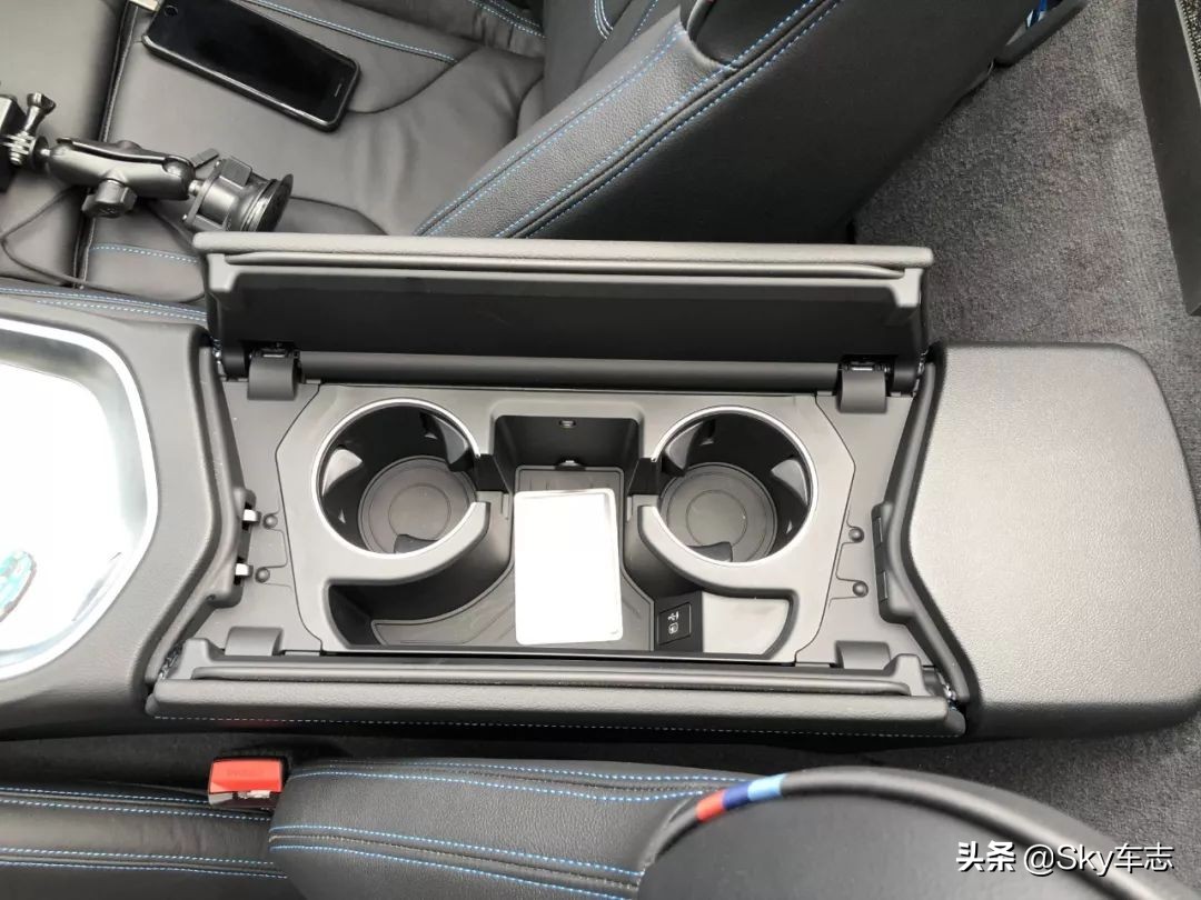 宝马全新z4硬顶敞篷车型试驾,全新一代宝马z4硬顶