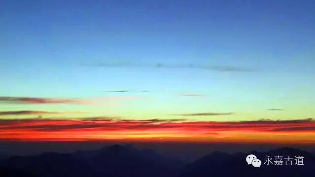 温州四海尖上观日出,初阳如血,美轮美奂,绝无仅有