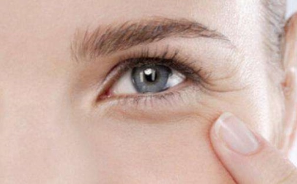 贴眼膜能去眼袋吗,贴眼膜真的可以去细纹吗