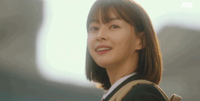 明明是女主却拿了女二的剧本,拿着女主剧本硬生生弄成女配