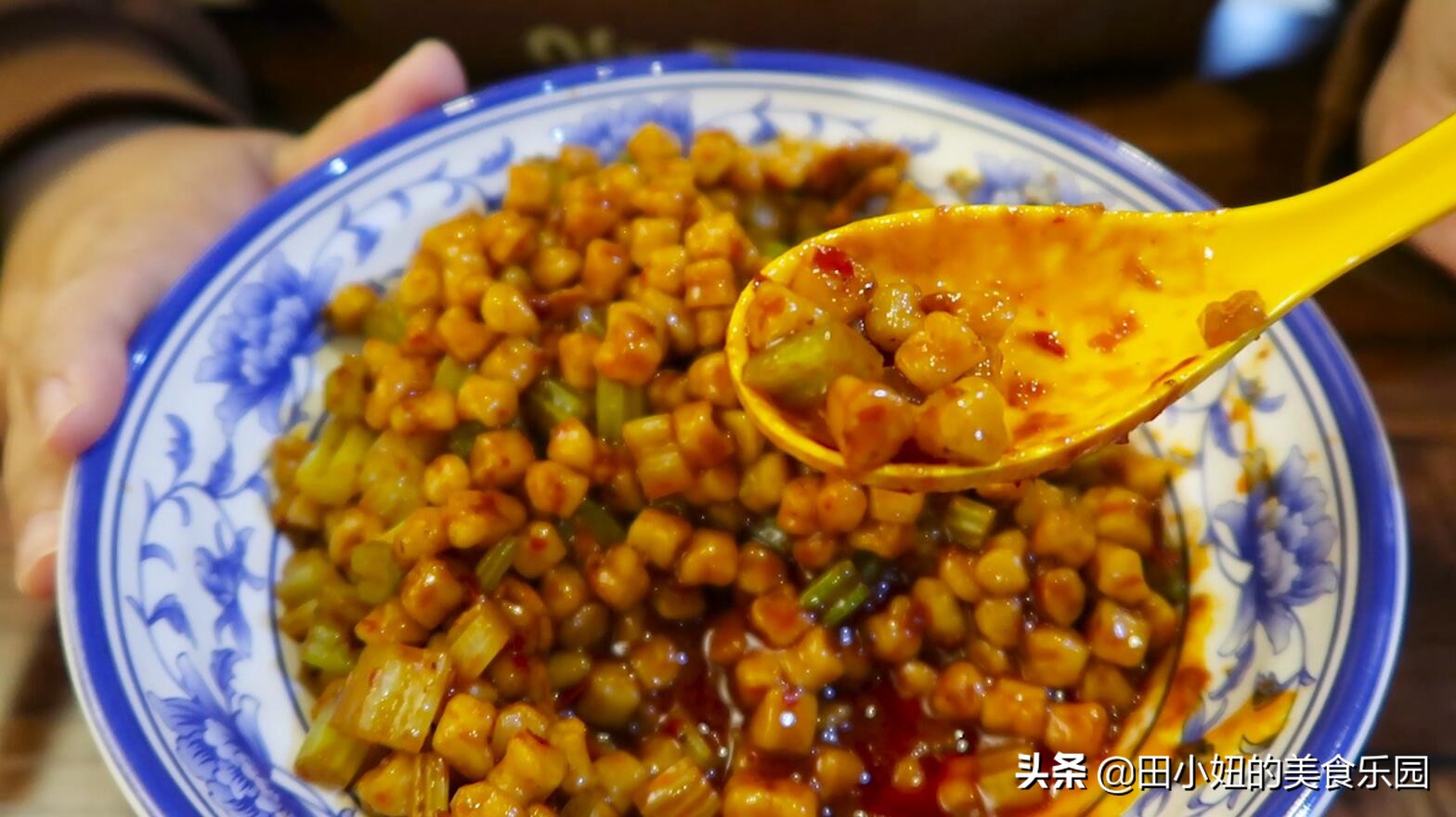 新疆妹子最喜欢吃的米粉,特别好吃的米粉店每周回家必吃