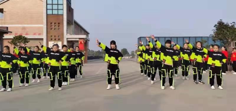 首个“黄冈市体育中学后备人才培养基地”在武师附小明德分校挂牌