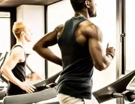 健身过度肌肉酸痛脖子僵怎么缓解,健身肌肉酸痛还能继续锻炼吗