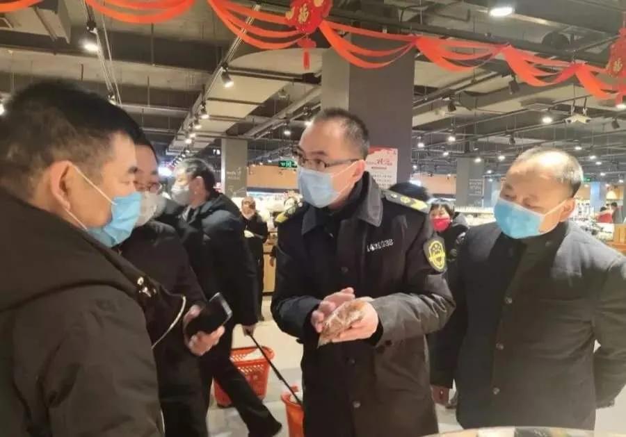 基层党组织和广大党员冲锋在前,基层党组织和一线党员