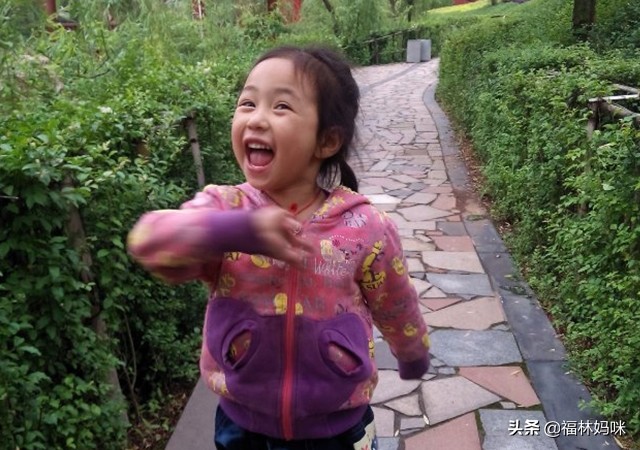 小孩特别调皮但聪明有主见怎么办,聪明但调皮的小孩性格