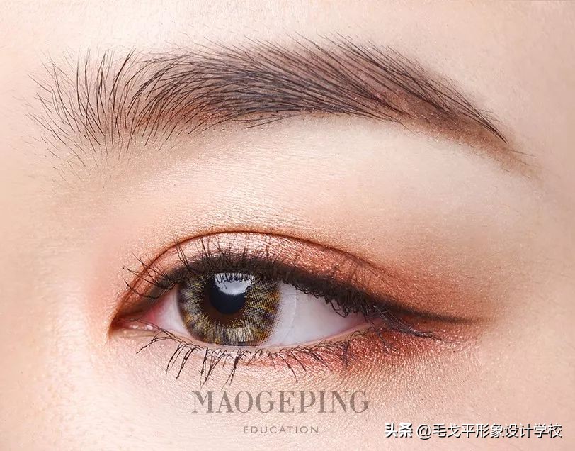 春天元气妆图片大全,形容春天元气满满的妆容