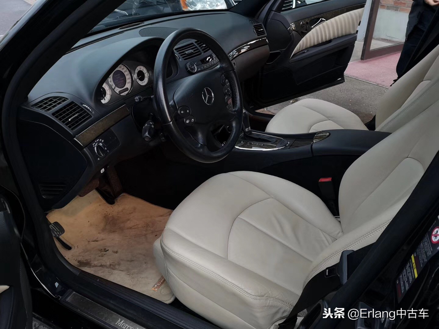 08款奔驰e280专用脚垫,08年奔驰e280怎么样