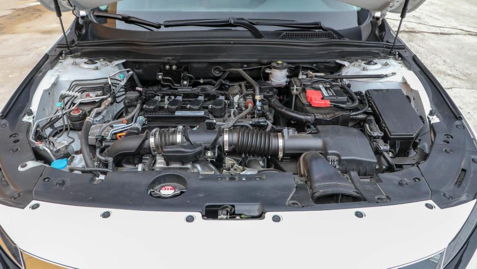 本田雅阁发动机突然失去动力,雅阁动力不足解决方法