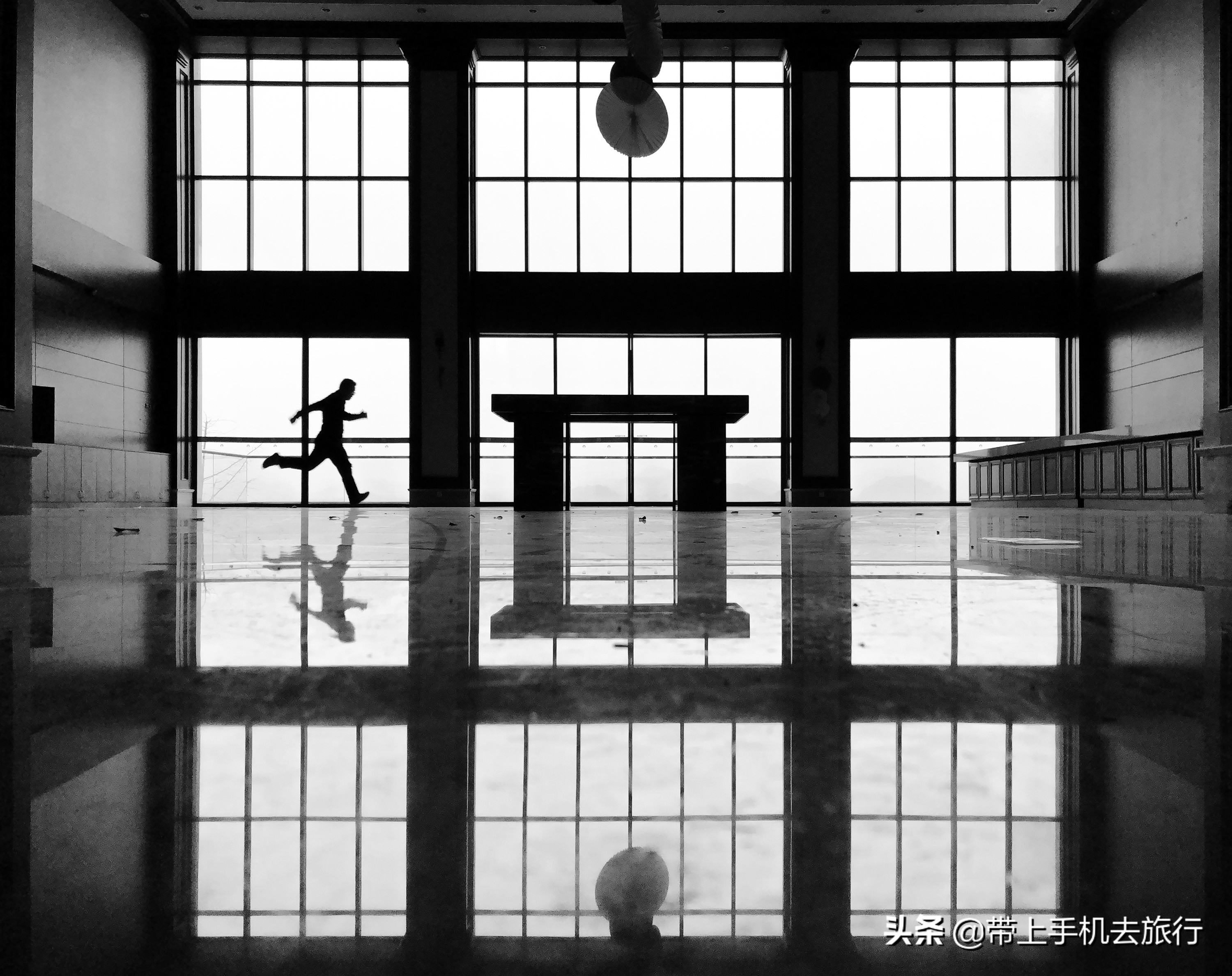 黑白效果适合什么照片,怎样才可以拍成黑白照片