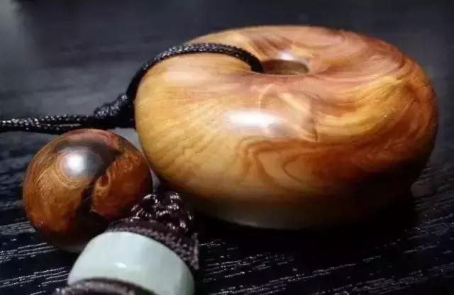 不同雕件的寓意是什么,翡翠雕件龙什么寓意