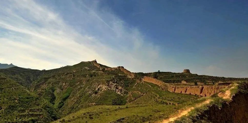 五岳北岳恒山攻略,五岳中的北岳是恒山吗