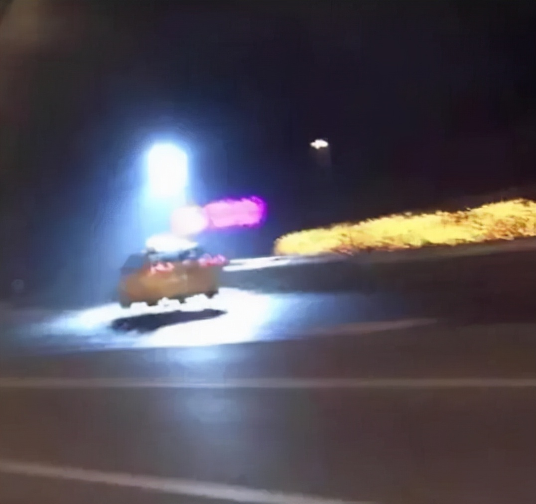 重庆出租车开得多猛,重庆出租车到底有多猛