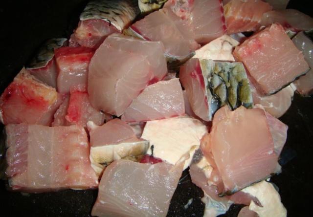 怎么炖鱼软烂无刺,炖鱼的最好吃方法不腥不柴