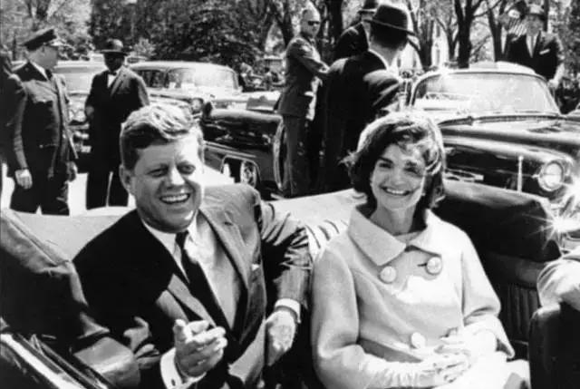 晒出一张你最珍贵的照片,看看你的相册里最珍贵的照片