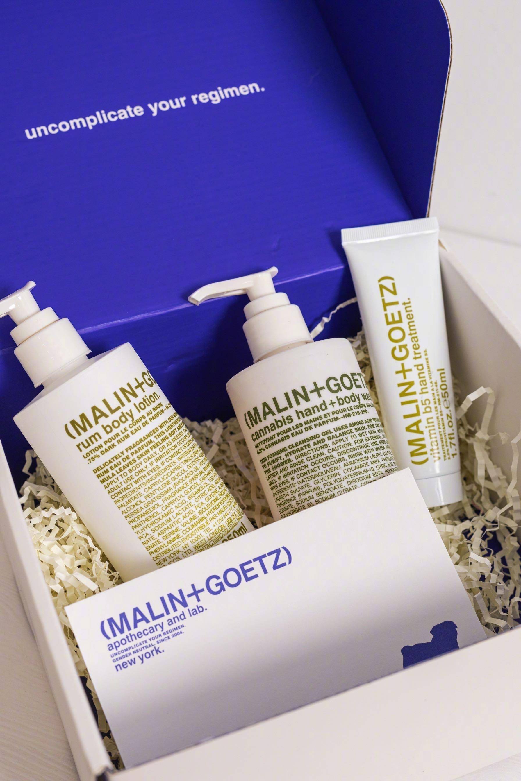 嘴唇水嘟嘟的太可爱了，但你的怎么还那么干瘪