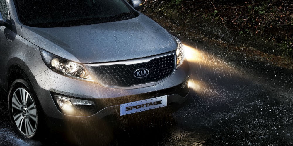 雨天行车必背口诀,雨天行车减速控距图